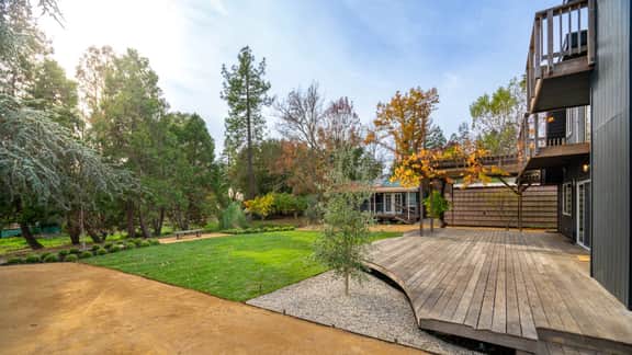 Charming Retreat near Healdsburg – 3 BD + Den, Outdoor Dining - Image 2